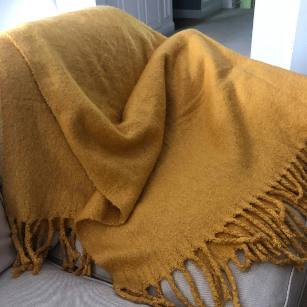 New: Pottery Barn 80 x 55 Acrylic Throw Blanket